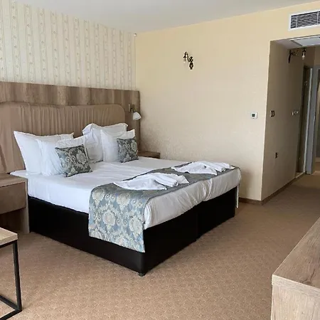 Katalina Hotell Tsigov Chark