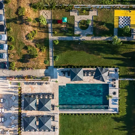 Katalina Hotel