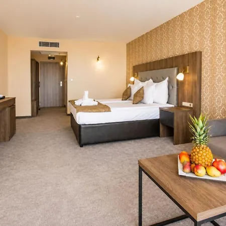 Katalina Hotel 4*