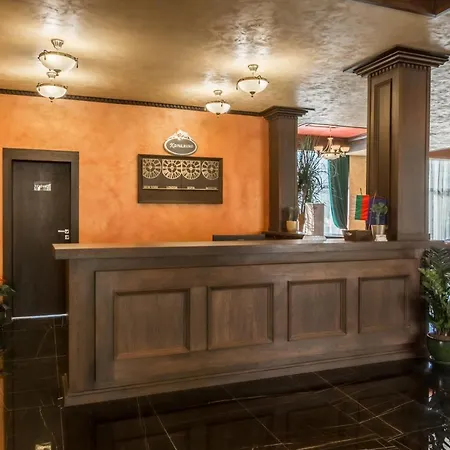 Katalina Hotel