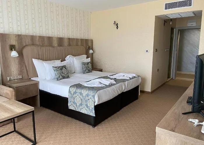 Katalina Hotel Tsigov Chark