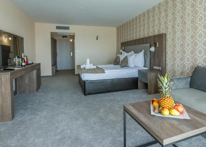 Katalina Tsigov Chark