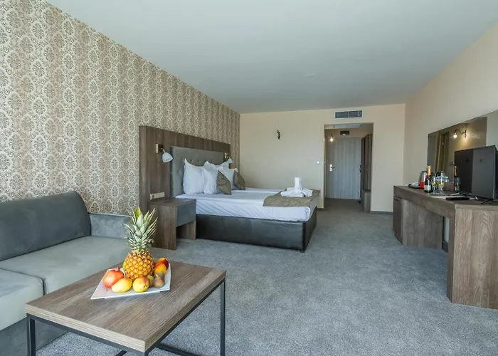 Katalina 4* Tsigov Chark